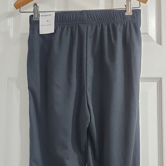 ❤️NWT❤️Nike Kids Black Joggers with White Logo - Picture 6 of 12